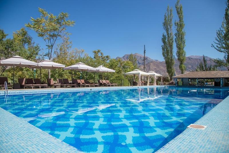 Avenue Park Hotel Yusufkhona Exterior photo