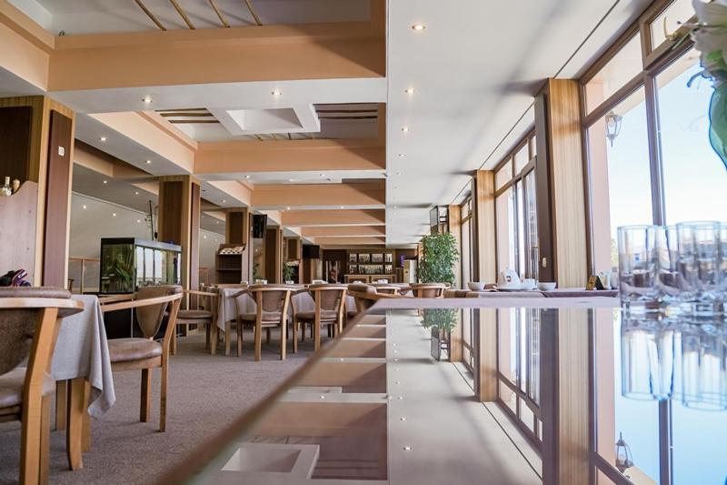Avenue Park Hotel Yusufkhona Exterior photo